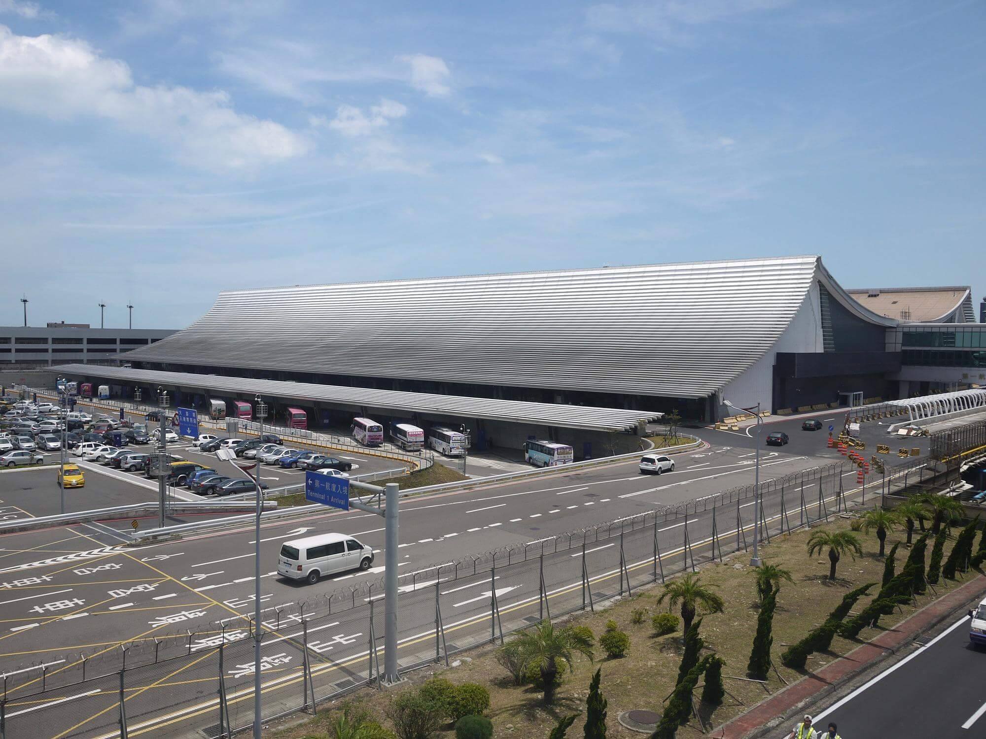 台灣桃園機場「7 個免費休息空間」，候機的好選擇｜拉拉桑's 旅遊足跡